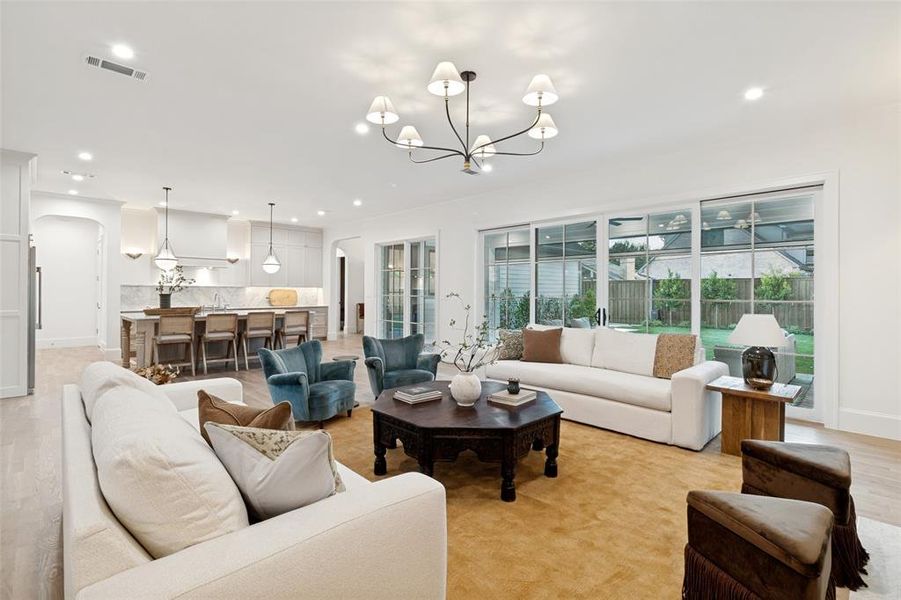 Furnished interior view inside a new home in , Richardson (Image 15).