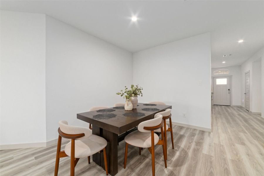 Furnished interior view inside a new home in Parks Edge, Missouri City (Image 34).