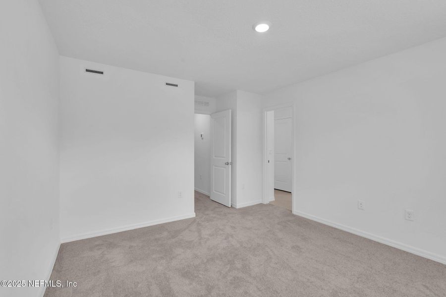 Spacious, unfurnished interior of a new home in Normandy Pines, Jacksonville (Image 19). Spacious, unfurnished interior of a new home in Normandy Pines, Jacksonville (Image 19).