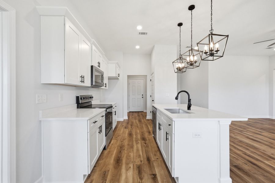 Furnished interior view inside a new home in Barton's Bend, Crestview (Image 8).