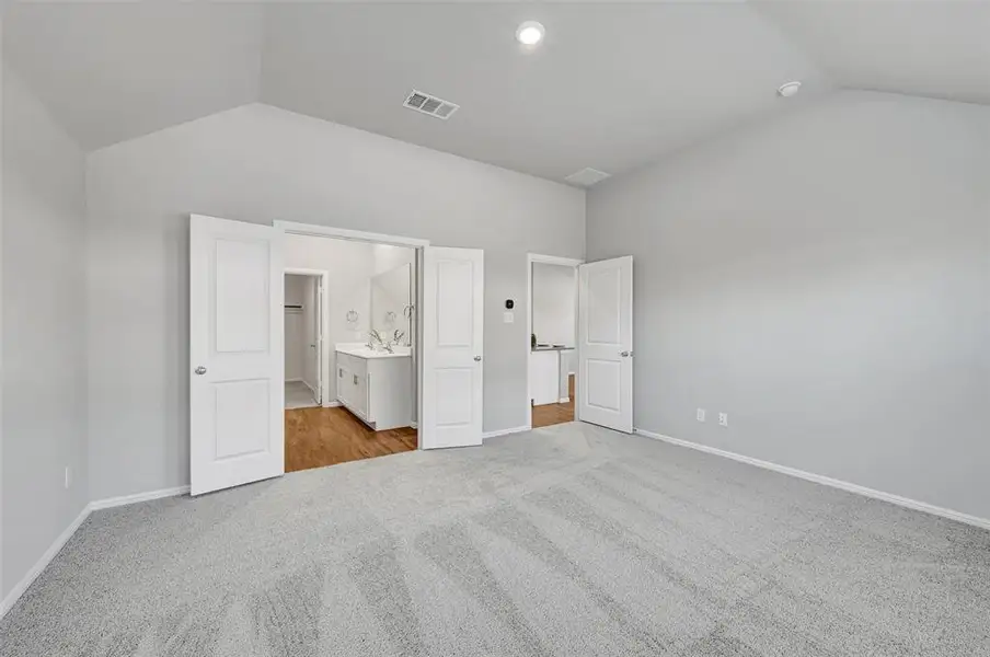 Spacious, unfurnished interior of a new home in Forest Park, Princeton (Image 17). Spacious, unfurnished interior of a new home in Forest Park, Princeton (Image 17).