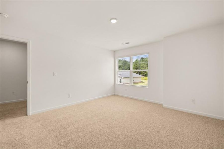 Spacious, unfurnished interior of a new home in Champion's Run, Lithonia (Image 16).