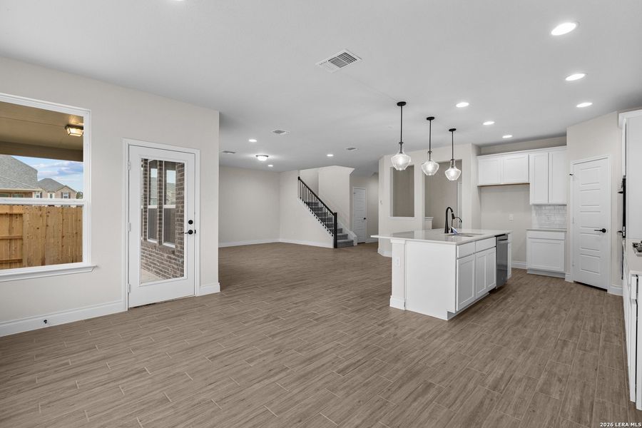 Image 37 of a home in Horizon Ridge. Image 37 of a home in Horizon Ridge.