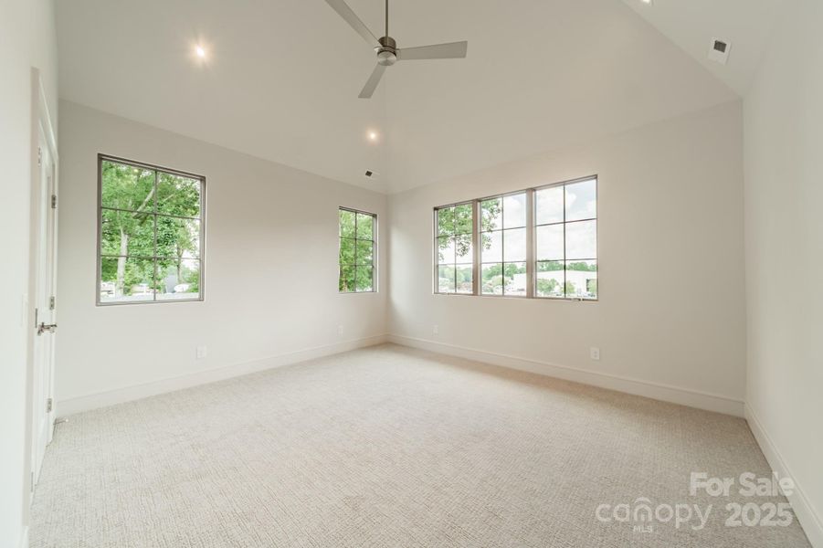Spacious, unfurnished interior of a new home in , Cornelius (Image 20).