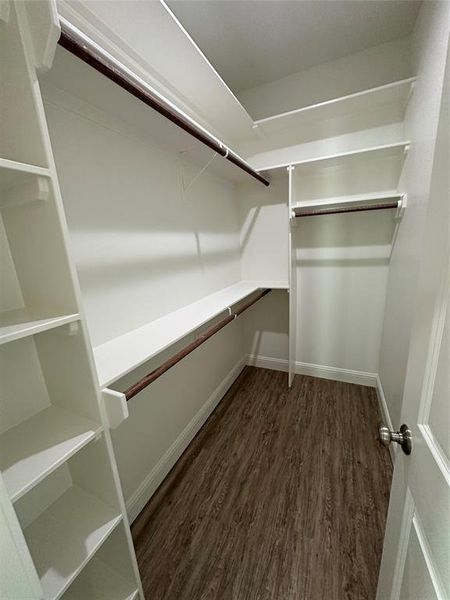 Spacious, unfurnished interior of a new home in , Abilene (Image 18).