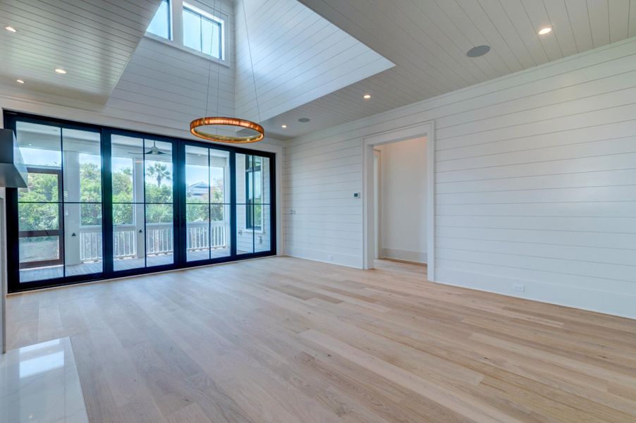 Spacious, unfurnished interior of a new home in , Sullivan's Island (Image 48).