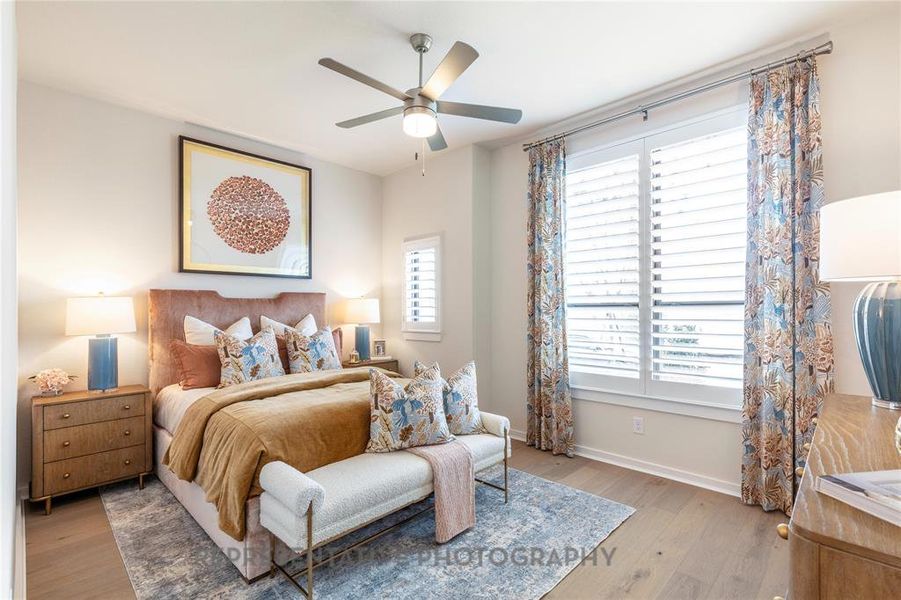 Furnished interior view inside a new home in Star Trail, Prosper (Image 33).