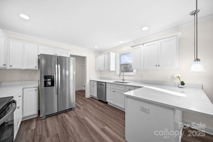 Furnished interior view inside a new home in , Cherryville (Image 6).