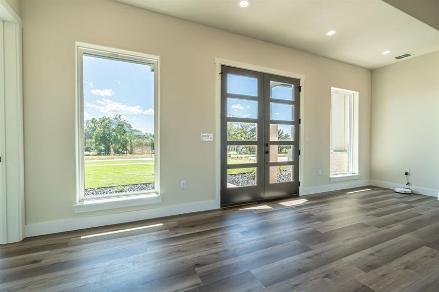 Spacious, unfurnished interior of a new home in , Granbury (Image 10). Spacious, unfurnished interior of a new home in , Granbury (Image 10).