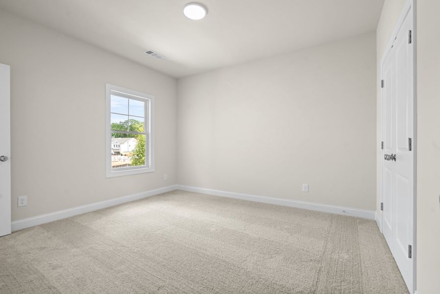 Representative unfurnished interior of a home built from the The Carter by The Providence Group in Aberdeen, Hoschton (Image 51).