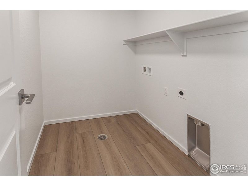 Spacious, unfurnished interior of a new home in Trailside Story Collection - Single Family Homes, Timnath (Image 25).