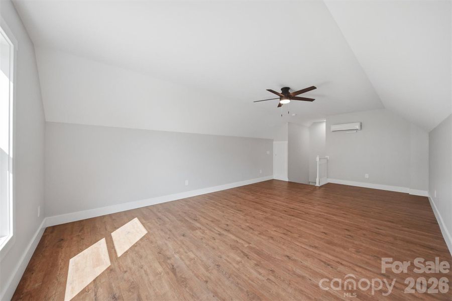 Spacious, unfurnished interior of a new home in , Lenoir (Image 18).