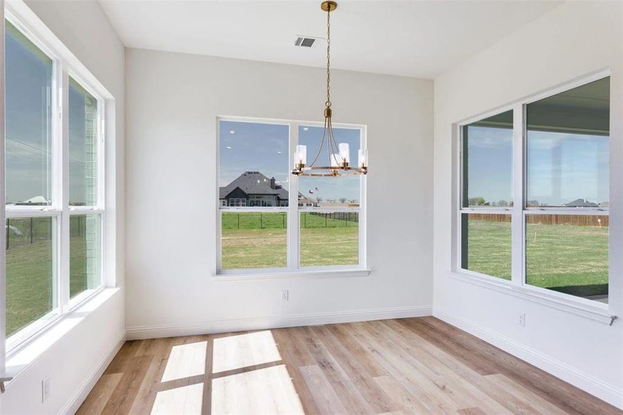 Spacious, unfurnished interior of a new home in Settler’s Glen, New Fairview (Image 17).