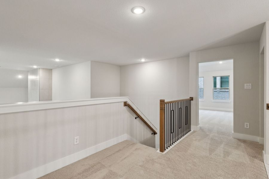 Spacious, unfurnished interior of a new home in Painted Tree Lakeside, McKinney (Image 30).