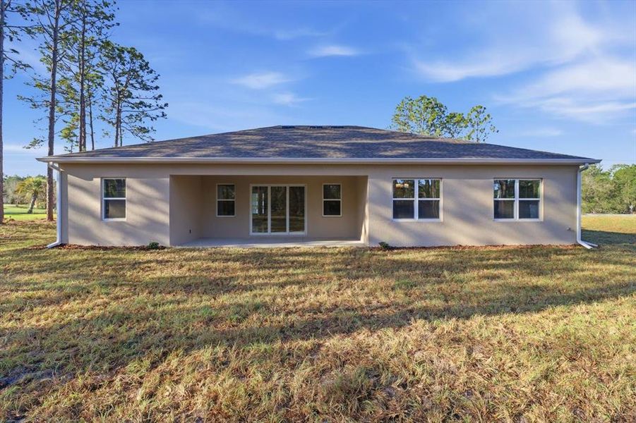 Exterior details and patio area of a home in , Beverly Hills (Image 22).