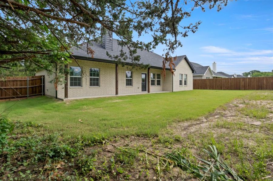 Exterior details and patio area of a home in , Ector (Image 4).
