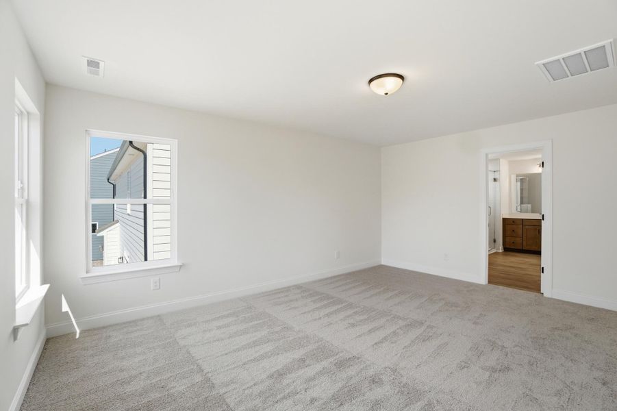 Spacious, unfurnished interior of a new home in Ashton Park, Monroe (Image 45). Spacious, unfurnished interior of a new home in Ashton Park, Monroe (Image 45).