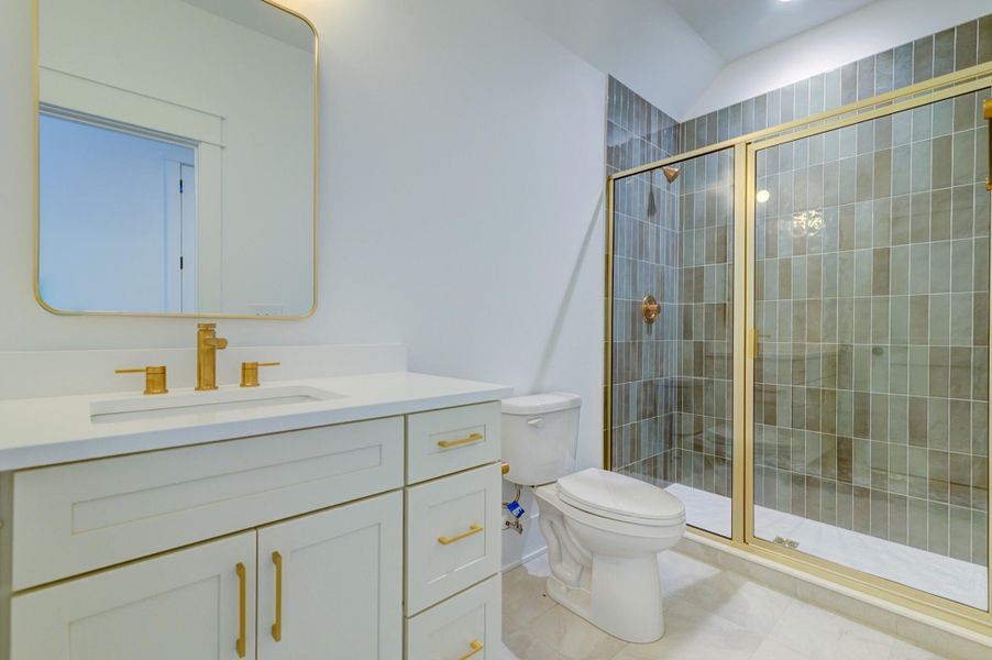 Furnished interior view inside a new home in , Hollywood (Image 43).