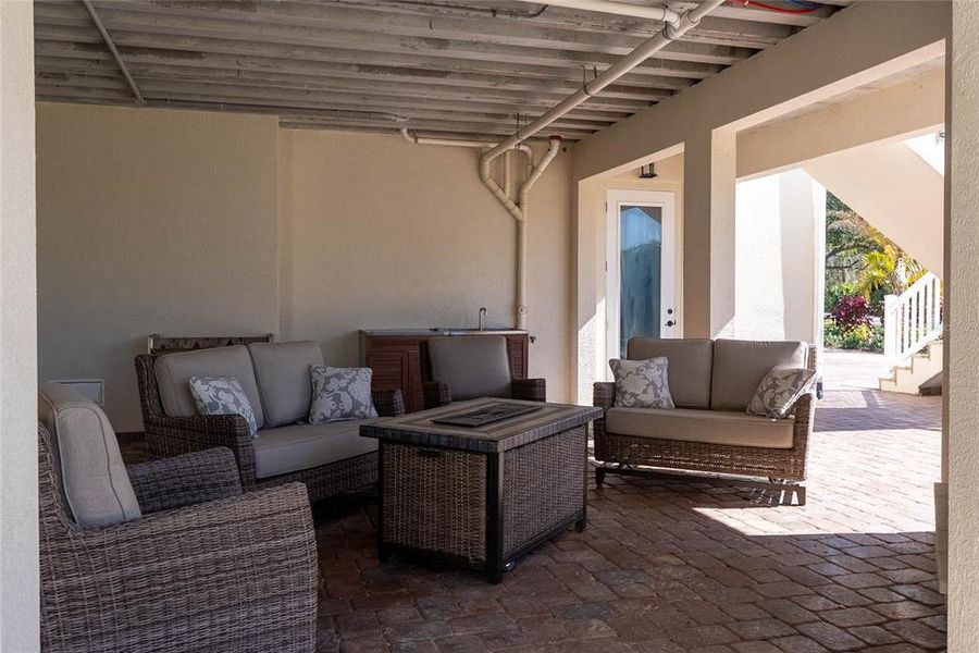 Exterior details and patio area of a home in , Englewood (Image 27).