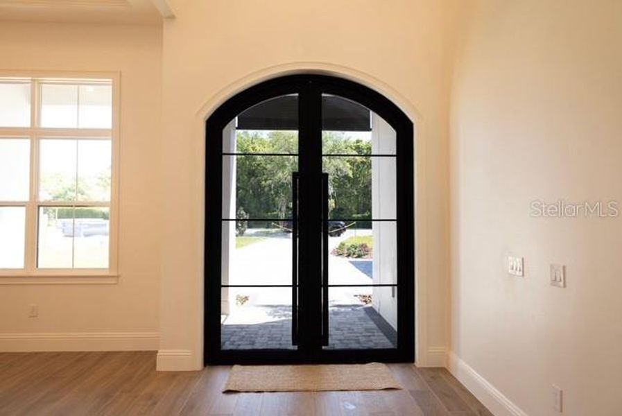 Spacious, unfurnished interior of a new home in , Sorrento (Image 26).