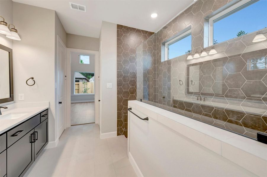 Furnished interior view inside a new home in ARTAVIA - Parkview Collection, Conroe (Image 11).