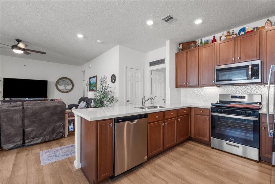 Furnished interior view inside a new home in , Alvin (Image 26). Furnished interior view inside a new home in , Alvin (Image 26).