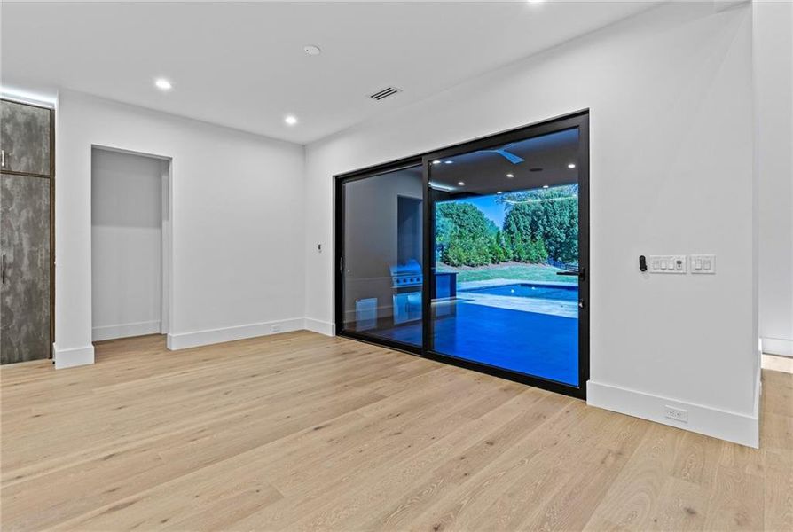 Spacious, unfurnished interior of a new home in , Sugar Hill (Image 60). Spacious, unfurnished interior of a new home in , Sugar Hill (Image 60).