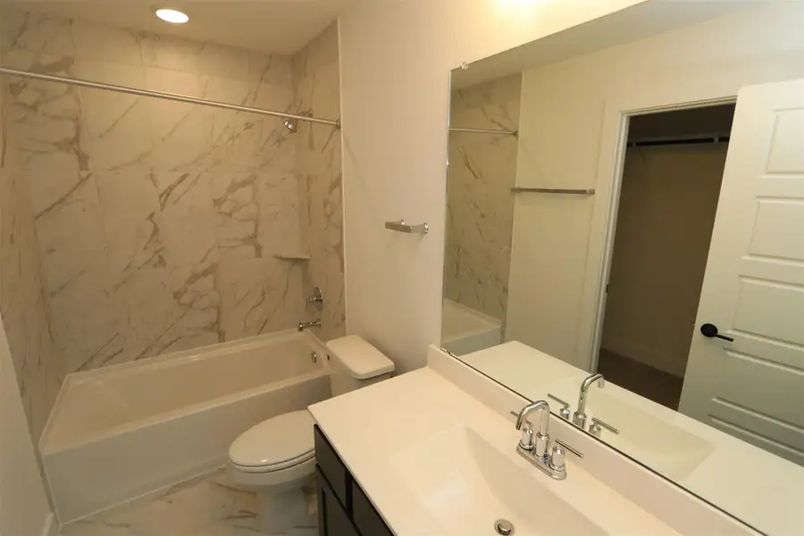 Furnished interior view inside a new home in Sorella, Tomball (Image 3). Furnished interior view inside a new home in Sorella, Tomball (Image 3).