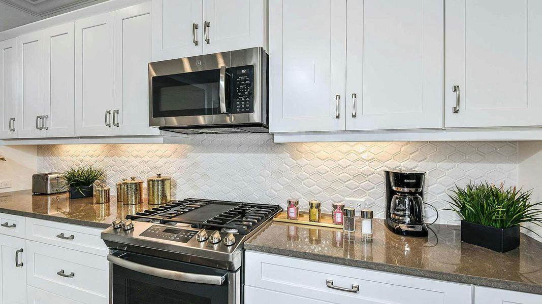 Furnished interior view inside a new home in Vicenza Real Estate and Homes for Sale in North Venice, FL - Neal Communities, Nokomis (Image 15). Furnished interior view inside a new home in Vicenza Real Estate and Homes for Sale in North Venice, FL - Neal Communities, Nokomis (Image 15).