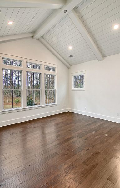 Spacious, unfurnished interior of a new home in , Ravenel (Image 14).