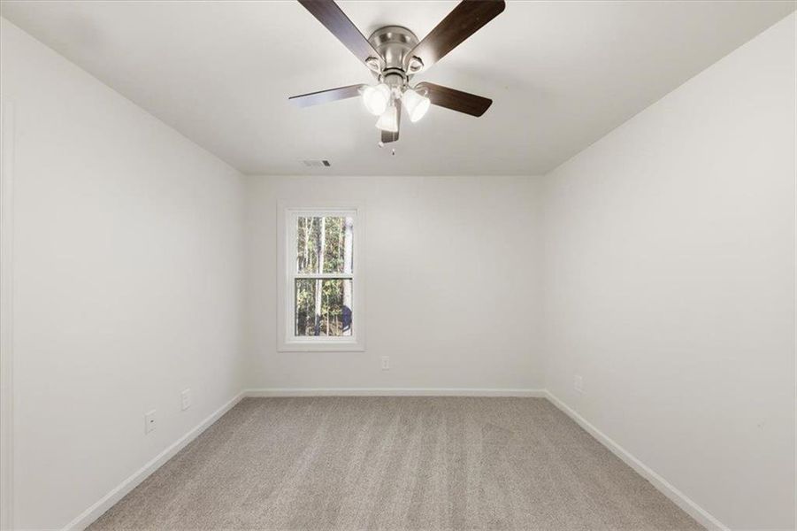 Spacious, unfurnished interior of a new home in , Whitesburg (Image 38).