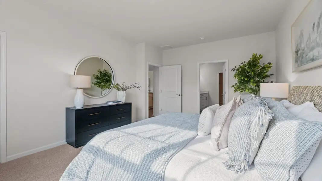 Furnished interior view inside a new home in Chambray, New Bern (Image 27).