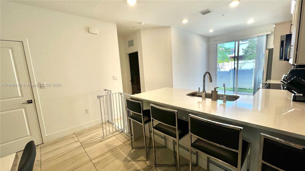 Furnished interior view inside a new home in , Pembroke Pines (Image 8).