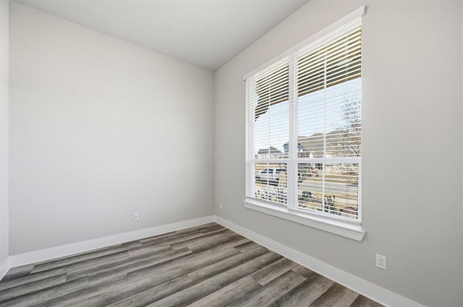 Spacious, unfurnished interior of a new home in Aster Park, McKinney (Image 21).