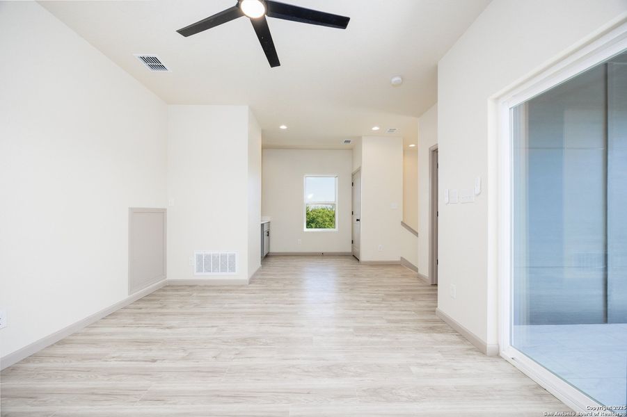 Spacious, unfurnished interior of a new home in , San Antonio (Image 50). Spacious, unfurnished interior of a new home in , San Antonio (Image 50).