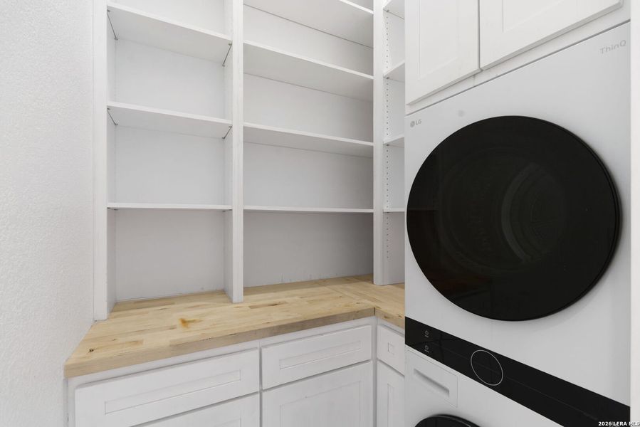 Image 32 of a home in .