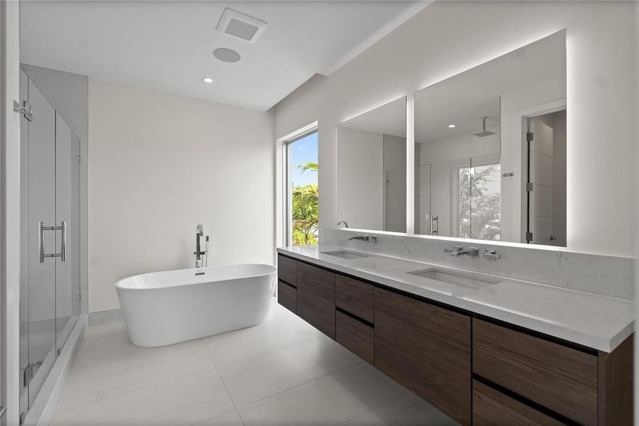 Primary Ensuite Primary Ensuite