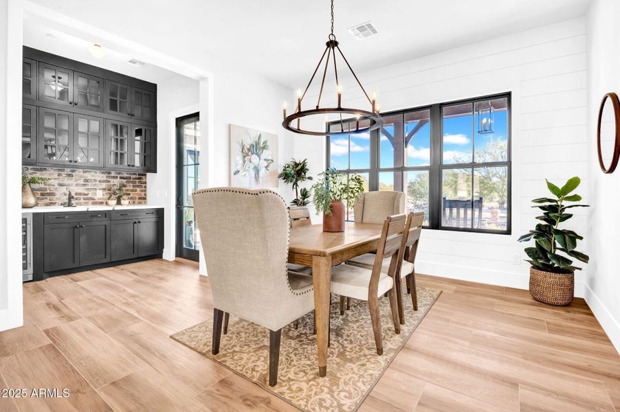 Dining Room Dining Room
