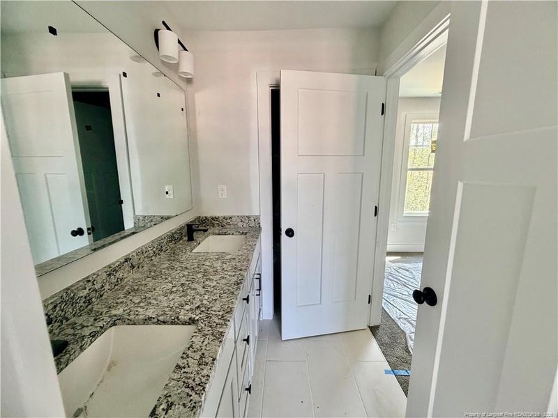 Full bath- accessible by two bedrooms