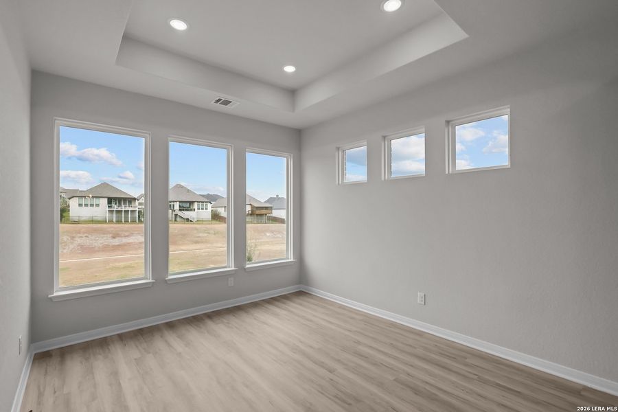 Spacious, unfurnished interior of a new home in Homestead, Schertz (Image 20).