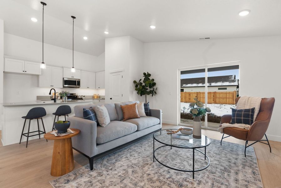 Representative furnished interior of a home built from the Sycamore - IronHorse by MonteVista Homes in IronHorse, Prineville (Image 13).