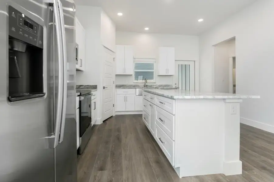 Furnished interior view inside a new home in , Fredericksburg (Image 7).