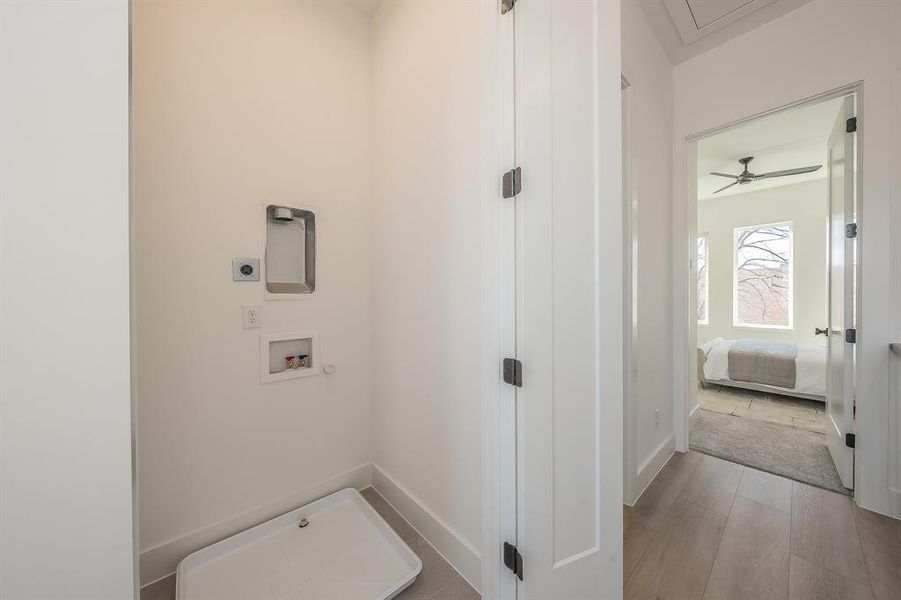 Spacious, unfurnished interior of a new home in , Dallas (Image 24).