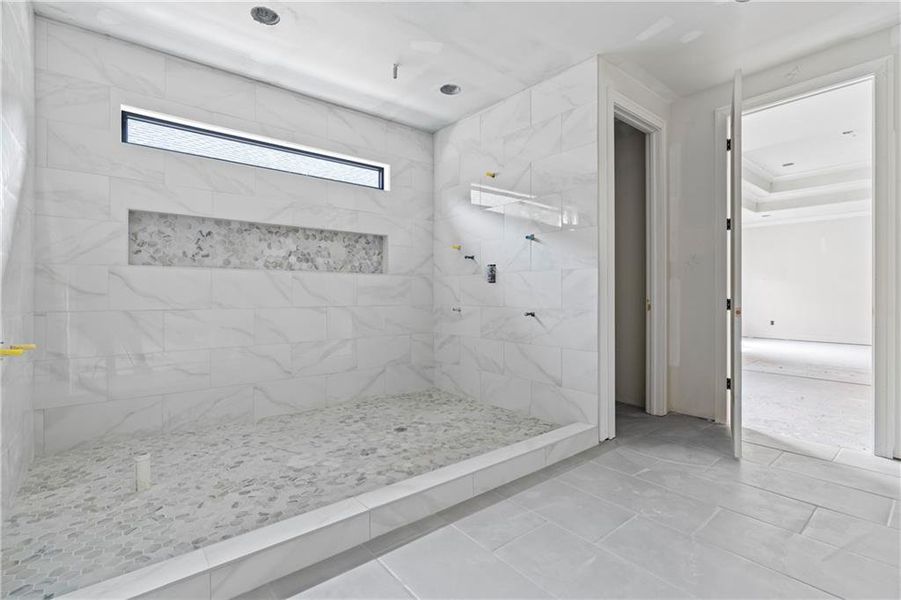 Spacious, unfurnished interior of a new home in , Fairburn (Image 40).