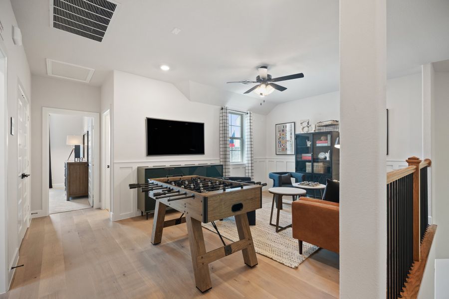 Furnished interior view inside a new home in Heath Golf and Yacht Club, Heath (Image 7).