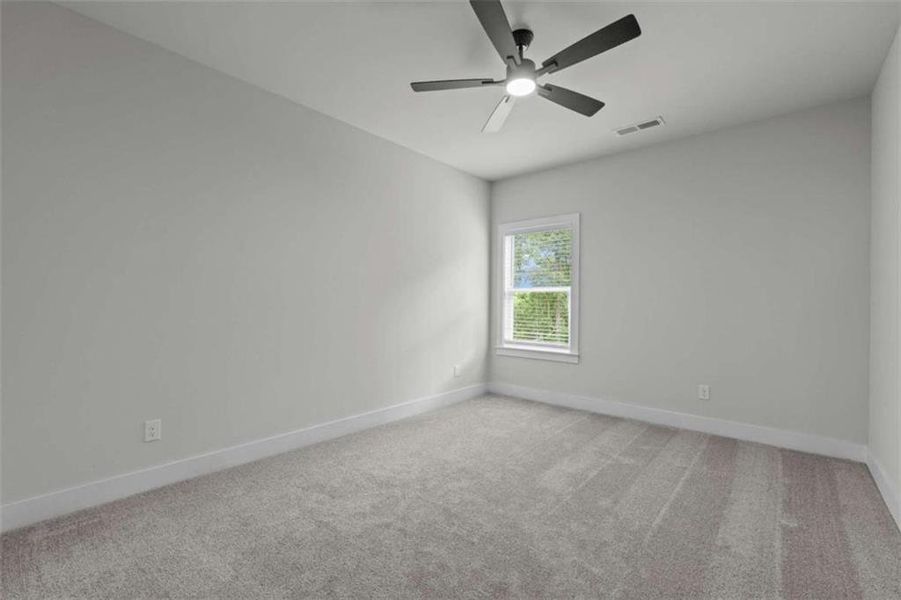 Spacious, unfurnished interior of a new home in Silvercrest Lakes, Acworth (Image 39).