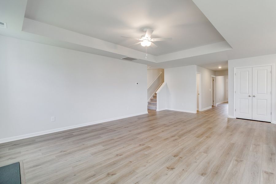 Spacious, unfurnished interior of a new home in Winston Point, Gilbert (Image 17). Spacious, unfurnished interior of a new home in Winston Point, Gilbert (Image 17).