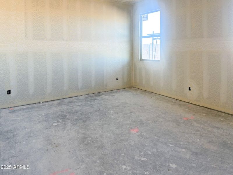 005- Primary Bedroom