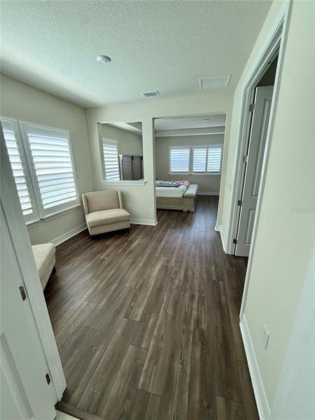 Spacious, unfurnished interior of a new home in , Orlando (Image 46).