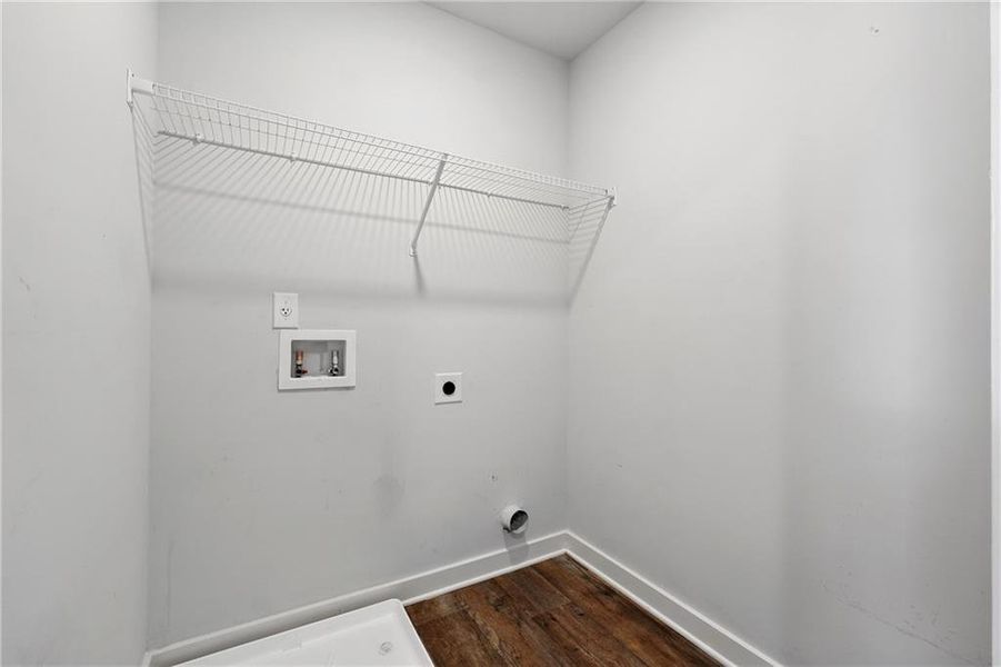 Spacious, unfurnished interior of a new home in Twin Oaks, Villa Rica (Image 12).